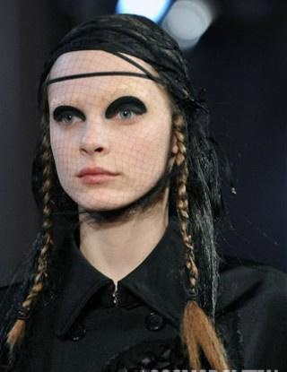 �򵥵�����Ů����