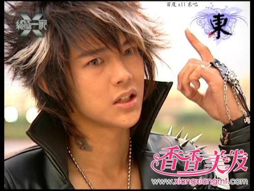 ���׺������ռ�һ�ҹ����ķ���