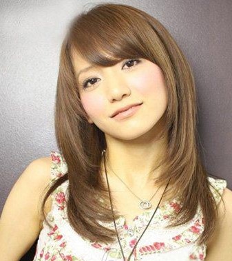 �ɿ���ɫ�з־���