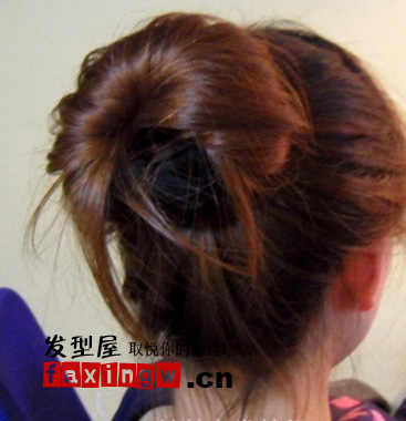 ���ʹ�ú����̷���,��������ͷ���ķ���