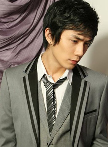 ����緢��