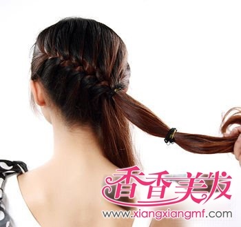 ���ճ������������������� Ů����ͷ������ͼ��