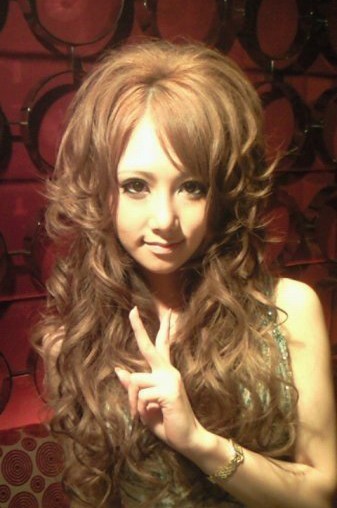 �򵥵ķ�����Ů������ �������·���������ʱ�д���