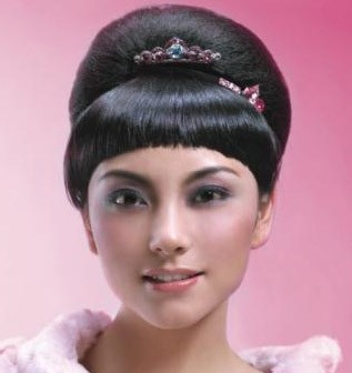 �滨ͷ�ʺ��������͵�Ů������