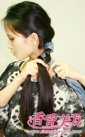 ��ΰ������е�Ů����β���� �򵥰���β����