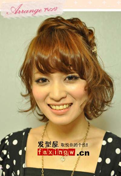 ʱ�����ŵĶ̷����滨ͷ��ʲô��ʽ �����Ķ̷��滨ͷ����ͼƬչʾ