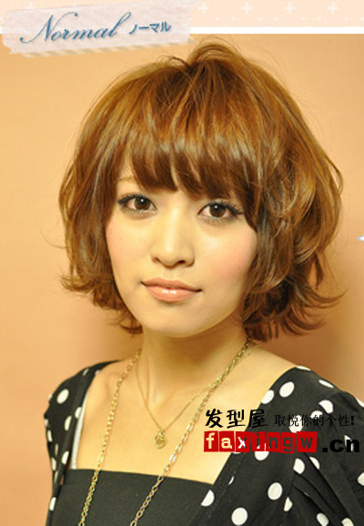 ʱ�����ŵĶ̷����滨ͷ��ʲô��ʽ �����Ķ̷��滨ͷ����ͼƬչʾ