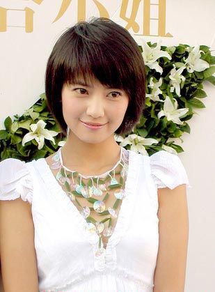 美女高圆圆最新发型图片