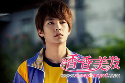 ������Ů�����ڷ���