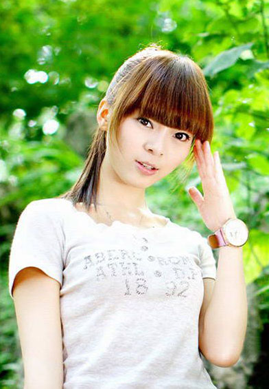 �ഺ����������β��������