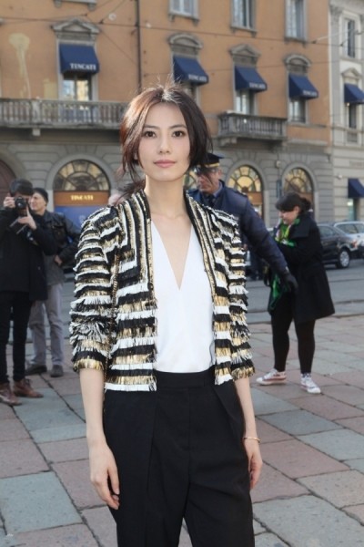 ��������Ů�ǵ䷶ ��ԲԲ�ٱ䷢��ͼƬ