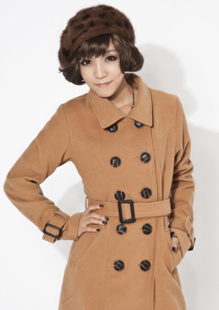 ͹�Գ������ʵ�ʱ��Ůʿ�̷�