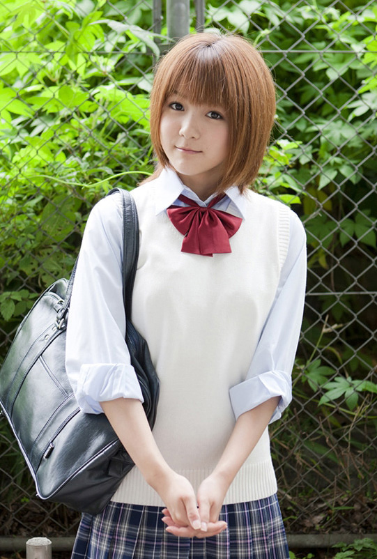 ����С���ж̲���ͷ����ͼƬ