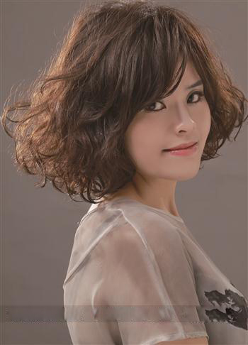 �������ɵ�Ů���̷������������