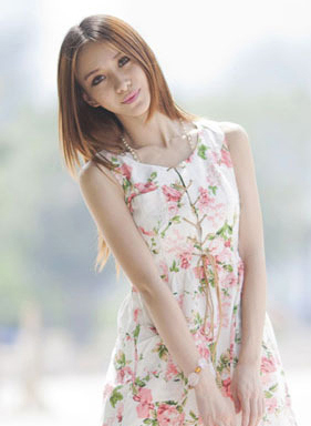 ����Ů����ô��ѡ�񳤷�����