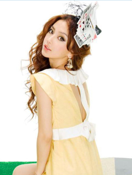 �����̷�������Ů����������