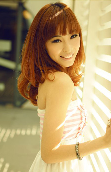 ů�������ɫ�滨ͷ����