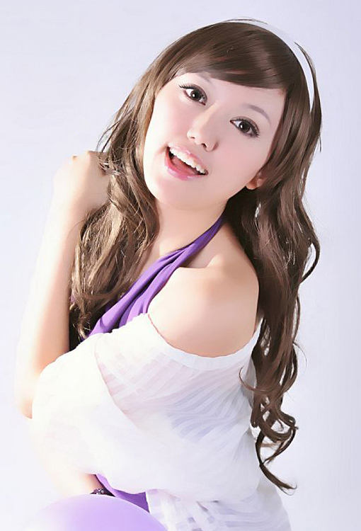 ��Լʱ��б����Ů������