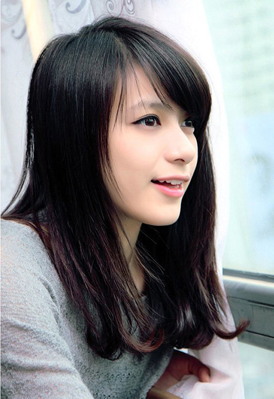 ɢ����Ů���ʵ�ֱ���滨ͷ