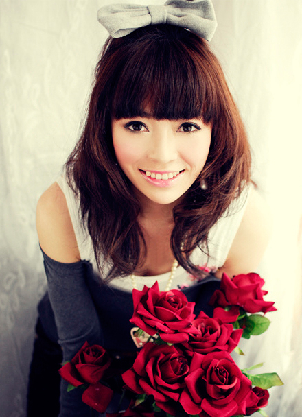 �г���Ů��Լ��ر����� �����滨ͷͼƬ