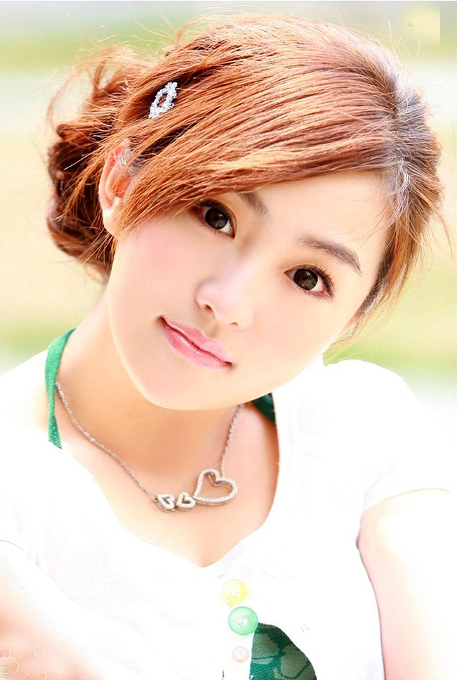 ��Լʱ�еĺ�ʽŮ���̷��������