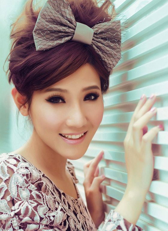 ��Լʱ�еĺ�ʽŮ���̷��������