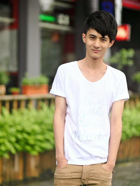 �ʺ�У԰������˧���̷�����Щ