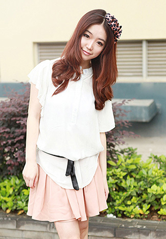 �зֳ������ʺ�ʲô��ɫ