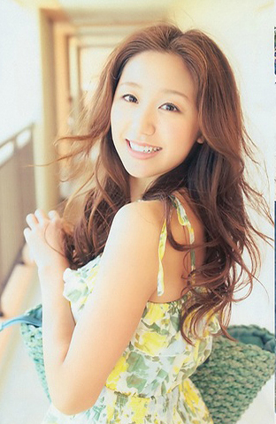 �зֳ������ʺ�ʲô��ɫ