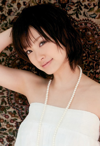 �ٷ���Ů���ľ��ʶ̷�