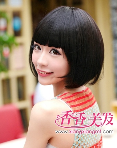 �����ɸ������� Ůѧ����ٷ�����ͷ